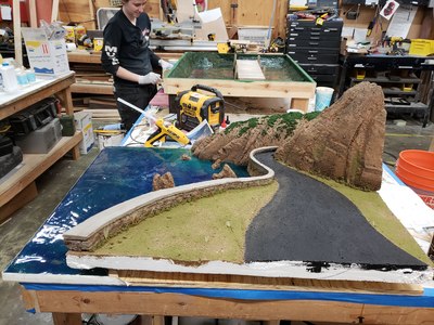 We fabricated this forced perspective miniature coastal road for Del Taco's "The Hardest Working Hands in Fast Food"  commercial. https://youtu.be/mcKG7KFRP64	