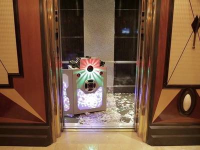 We designed and created Krewella's mobile, collapsible, DJ station for the Krewella-vator. 	